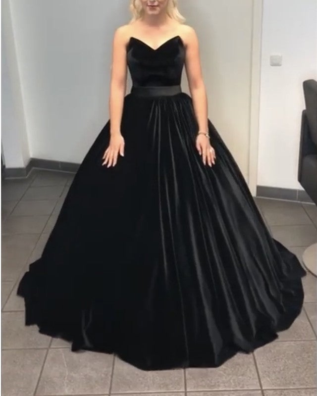 Strapless V-neck Bodice Corset Velvet Wedding Dresses Ball Gowns