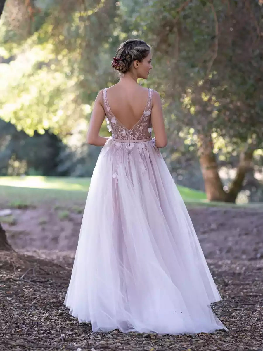 Stunning A-line chiffon V-neck lace decal and ruffle edge sleeveless waist slimming Prom Dresses