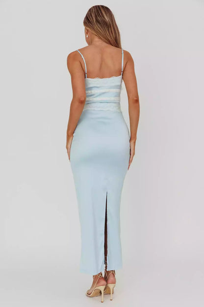 Stunning interior with adjustable thin shoulder straps and lace trim details. Back split side zipper Prom Dresses