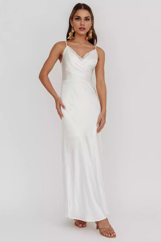 Stunning lace edge collar with lining, sloping neckline and zipper at the back Prom Dresses