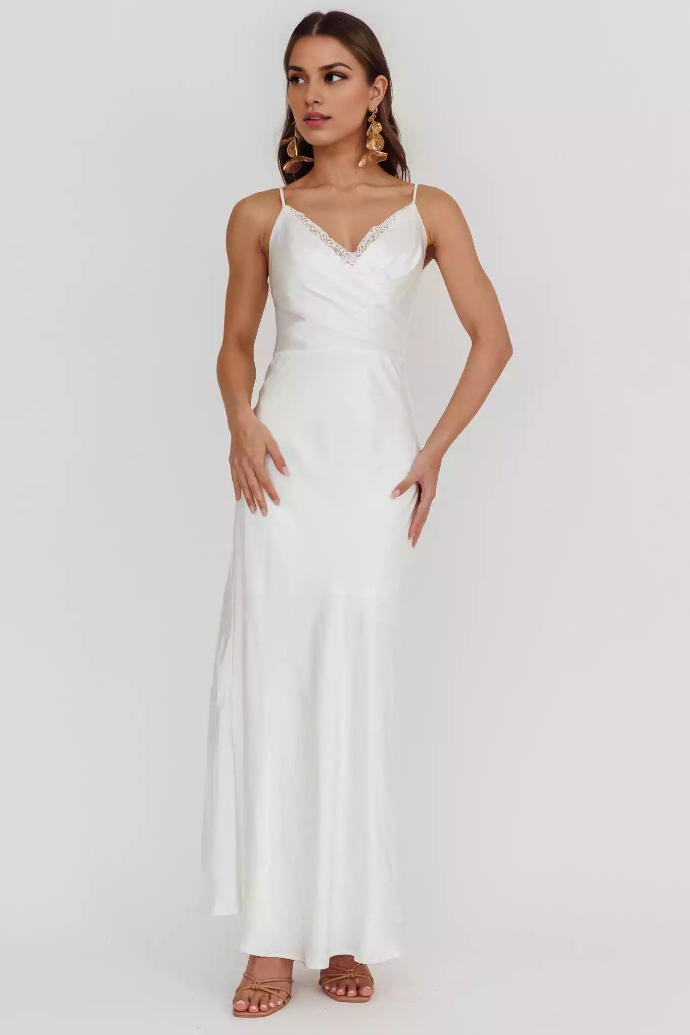Stunning lace edge collar with lining, sloping neckline and zipper at the back Prom Dresses
