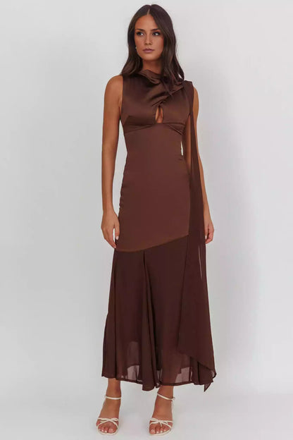 Stunning sleeveless lining with lock hole chest, hanging details, zipper on the back Prom Dresses