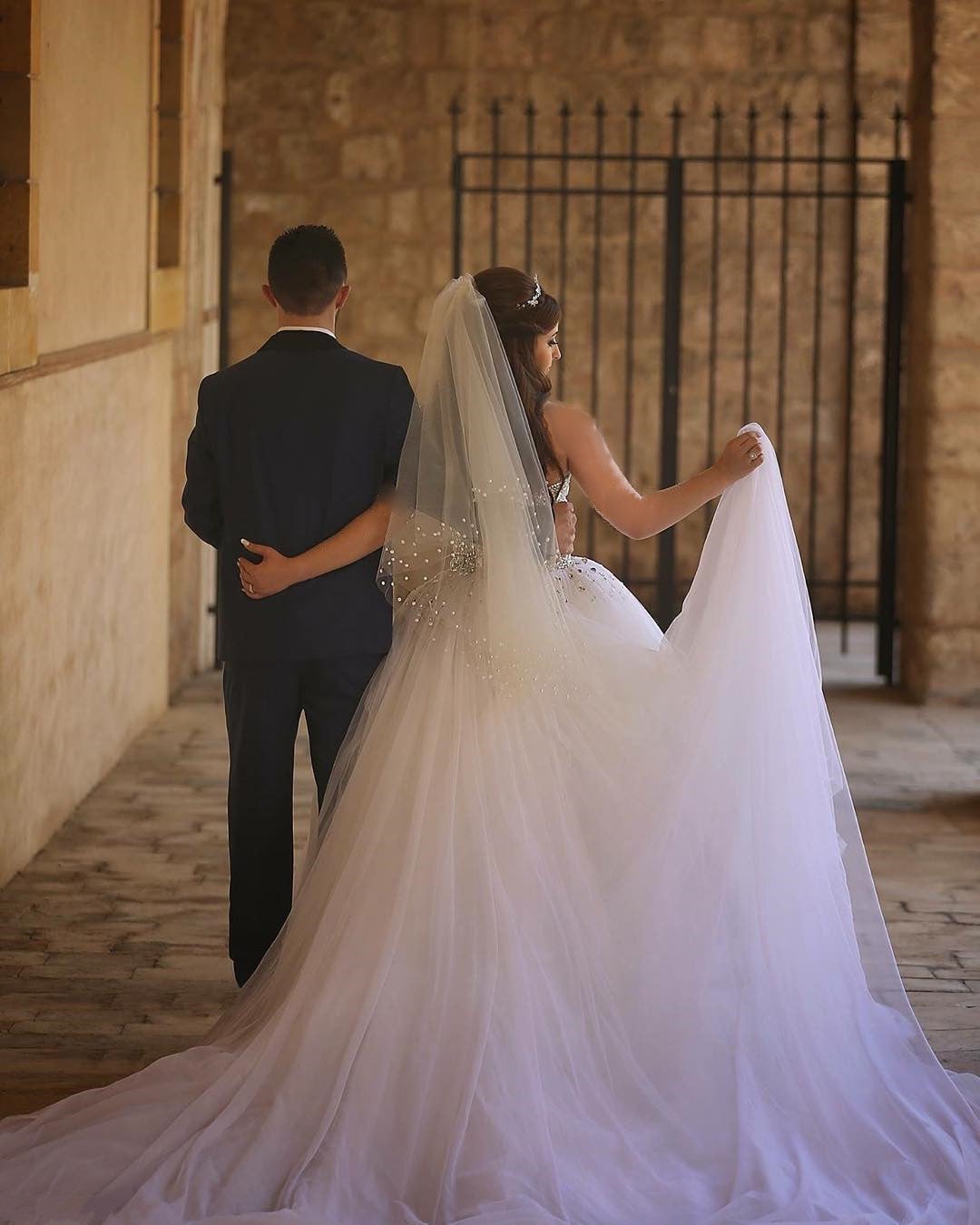 Sweetheart Drop waist Tulle Princess Wedding Gowns