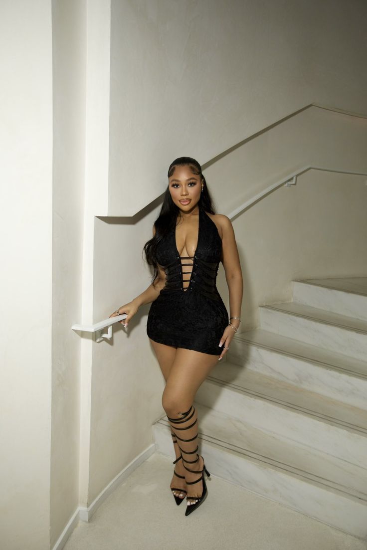 Sexy Black Halter Neck Deep V Neck Mini Party Dress Prom Dress HZ1024