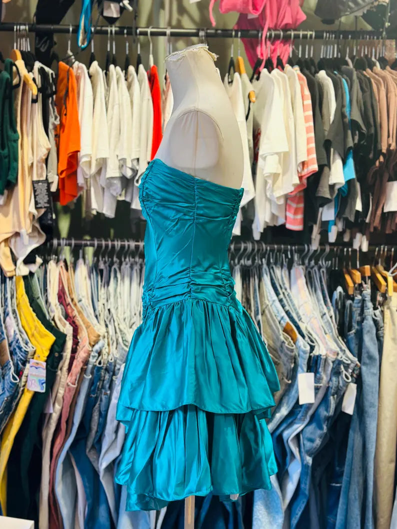 Vintage Satin Sleeveless Sweetheart A-Line Short Prom Dress Party Dress HZ1024