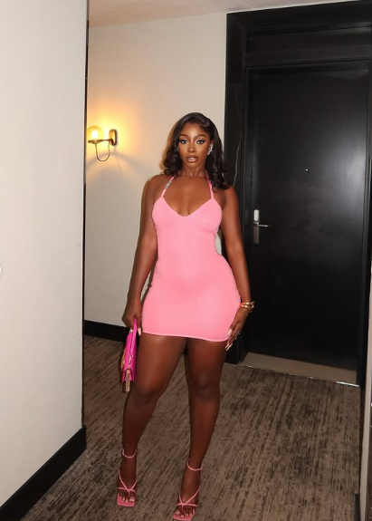 Sexy Pink Halter Neck Sleeveless Sleeveless Bodycon Mini Prom Dress Party Dress HZ1024