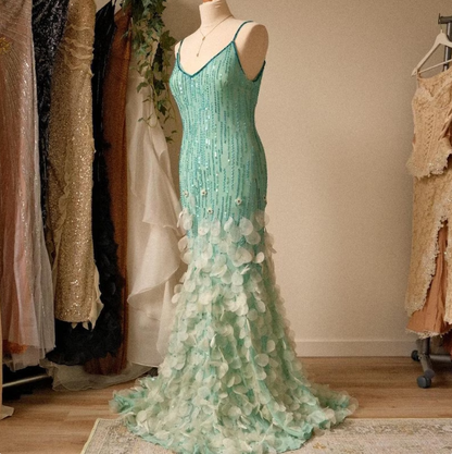 Beautiful Spaghetti Strap V Neck Beaded Backless Mermaid Floor Length Prom Dress Evening Dress HZ1024