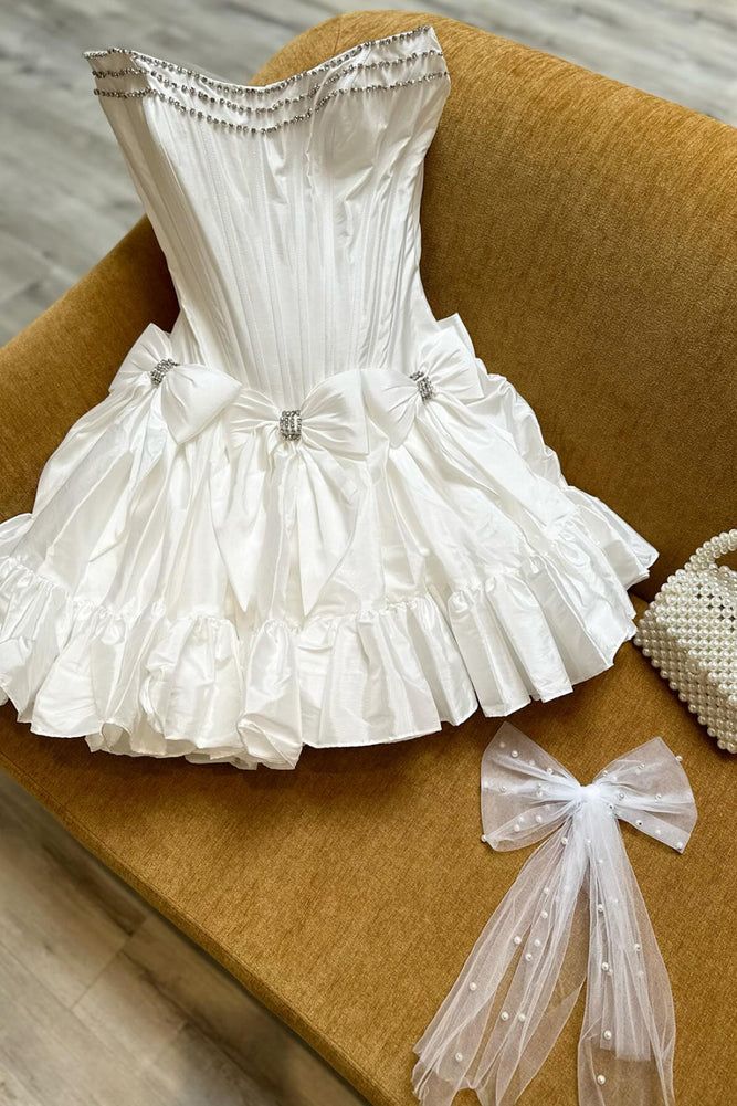 Sweet White Rhinestone A-Line Bow Mini Party Dress Homecoming Dress HZ1024