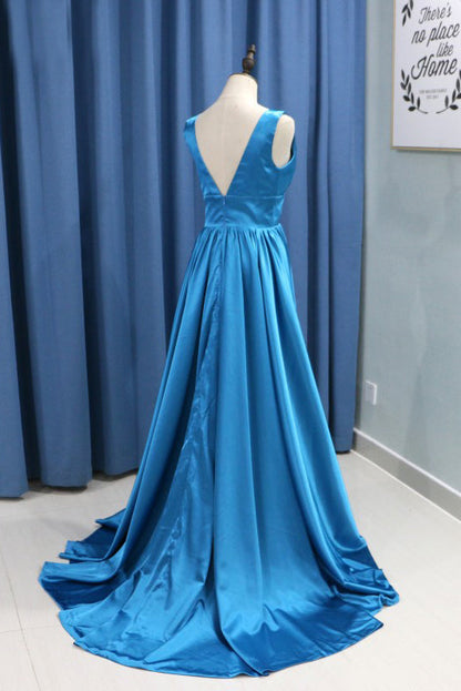 A-Line/Princess Sweep Train Sleeveless Satin V-neck Bridesmaid Dresses