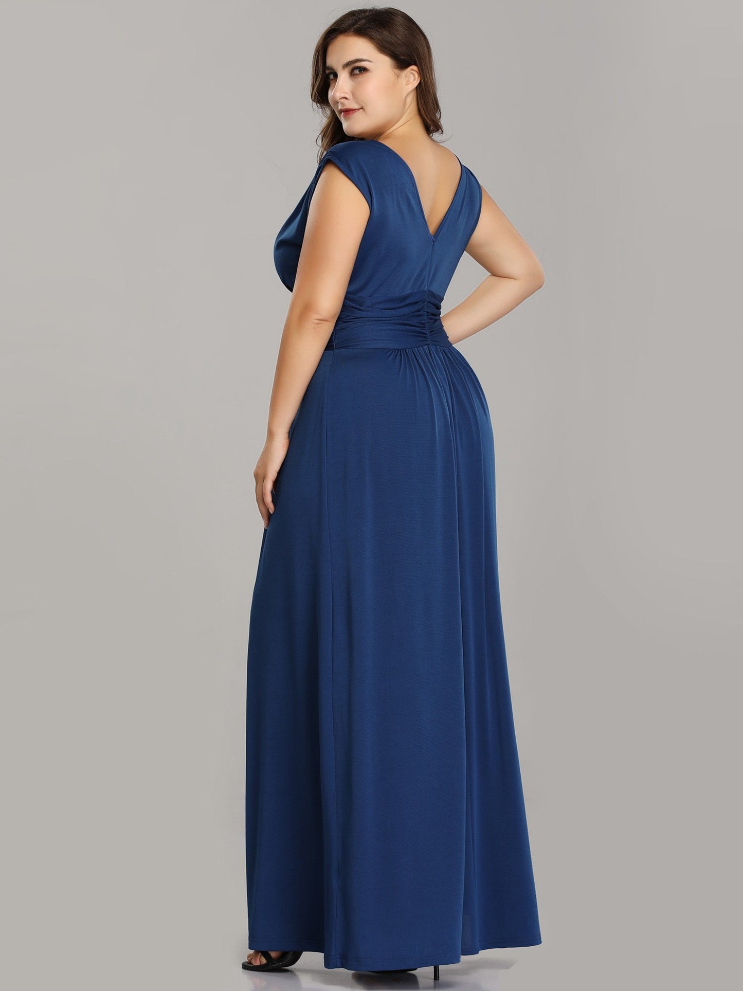 Chiffon A-Line/Princess V-neck Plus Size Prom Dresses