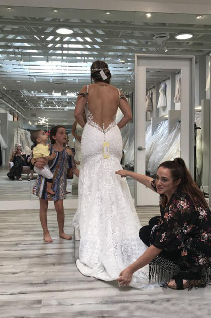 Trumpet/Mermaid  Lace Spaghetti Straps Wedding Dresses