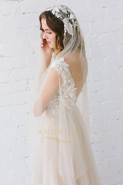V-Neck Lace Applique Long Bridal Wedding Dresses