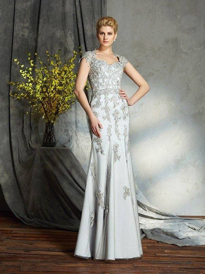 Sheath/Column Sweetheart Applique Sleeveless Long Satin Mother of the Bride Dresses - RongMoon