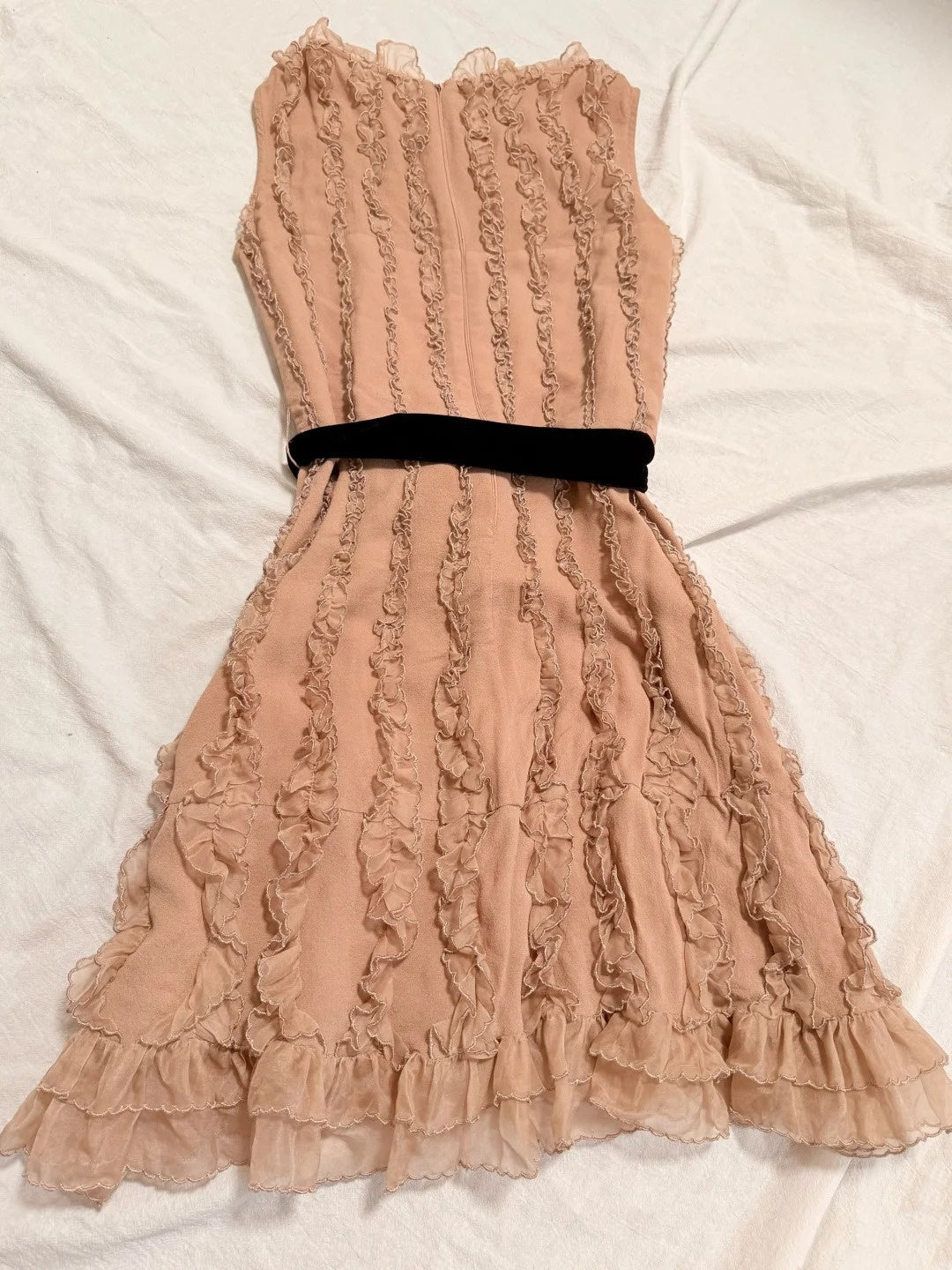girlhomeshops-Nude Pink Chiffon Sleeveless Short Dress with Ruffles and Velvet Belt gh6314