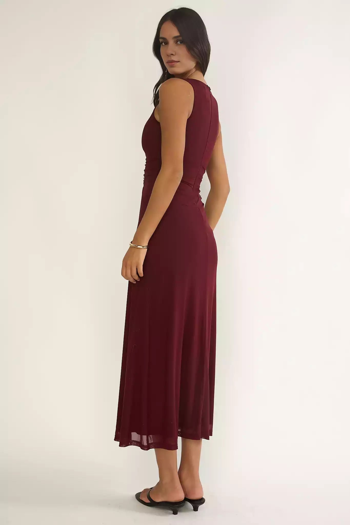 Vibrant classic silhouette and pleated details, tight corset with zipper back Prom Dresses