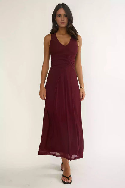Vibrant classic silhouette and pleated details, tight corset with zipper back Prom Dresses