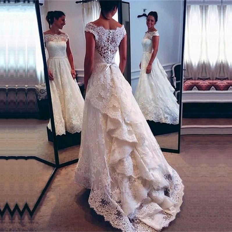 Vintage Scoop Neckline Lace Wedding Dresses Bustle Style Bridal Gowns