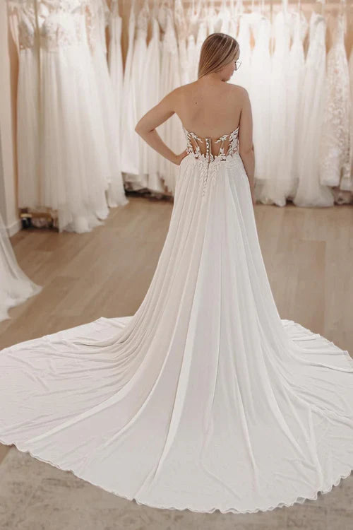 Aimishang Elegant White Sweetheart Long Lace Boho Wedding Dress with Slit