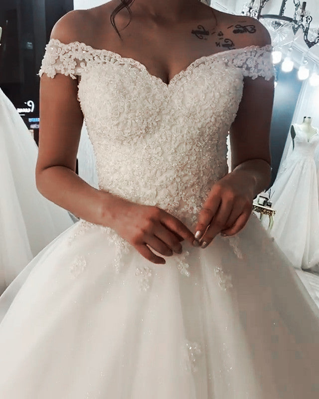 Elegant Wedding Dress Lace Appliques Off Shoulder