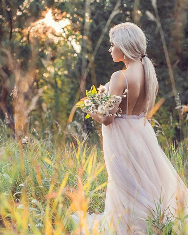 Tulle Boho Wedding Dress Plunge Neck Floral Flowers