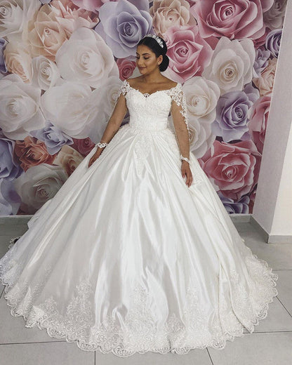 Long Sleeves Wedding Dress Appliques Ball Gown