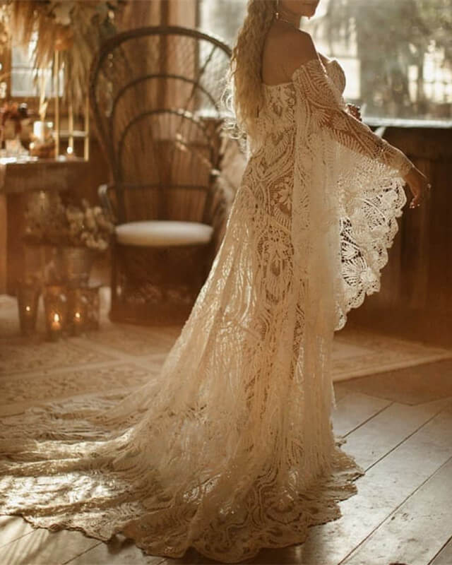 Vintage Boho Lace Wedding Dress Puffy Sleeves