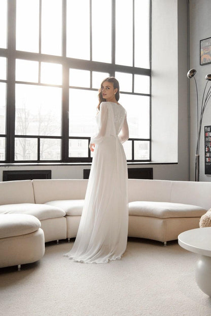 BeautifulSquare neck White wedding dress with sleeves