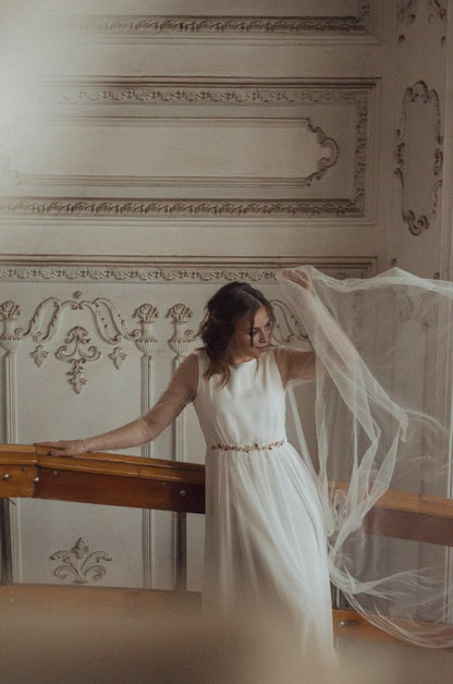 Floral Lace Wedding Gown White Wedding Dress Romantic Lace Bridal Dress Sweetheart Dress Off-the-shoulder wedding dress