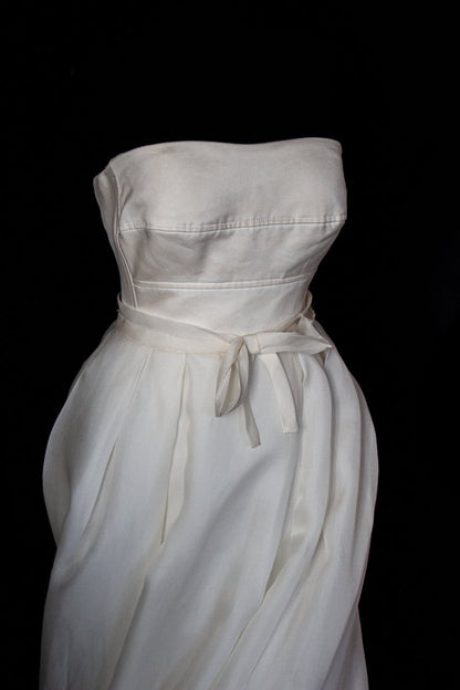 A cream white cloud Vintage Princess model silk gauze wedding dress A-line wedding dress
