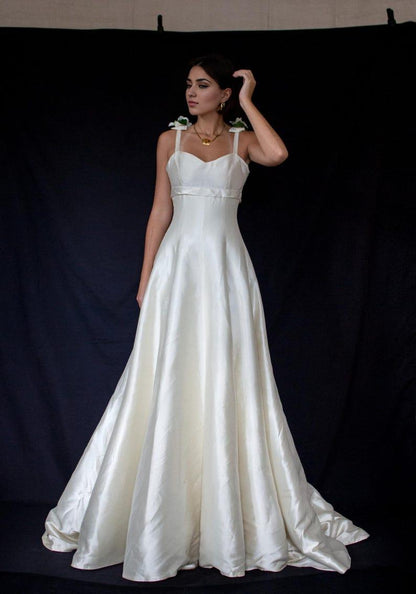 The Little Romantic Detail Vintage A-line Wedding Dress In Silk Mikado Ivory Silk Wedding Dress Bow And Flower