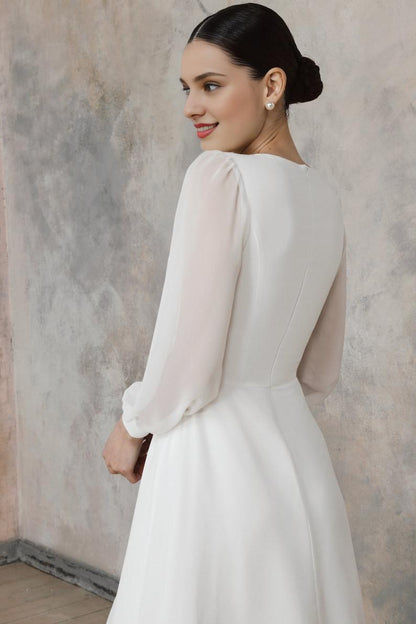 Simple wedding dress with square neckline long sleeves elegant wedding dress