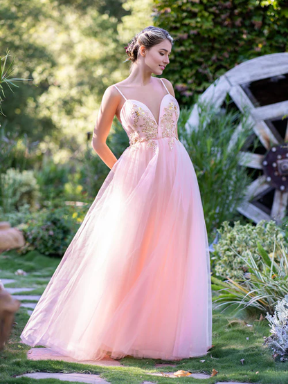 Aimishang Elegant A-line Evening Dress Deep V Neckline Applique Tulle Prom Dress