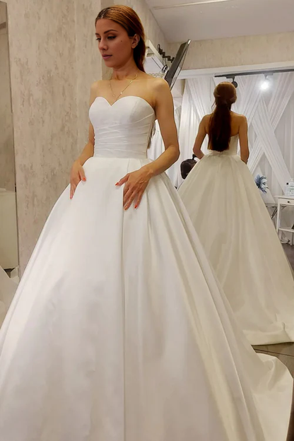 Aimishang Elegant Ivory Satin Sweetheart A-Line Sleeveless Wedding Dress