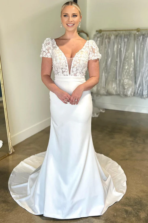 Aimishang Elegant White Floral Applique Plunge V Long Wedding Dress with Short Sleeves