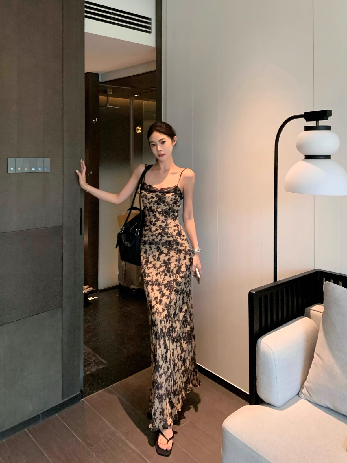 Simple Fashion Beige Floral Design A-line Beach Holiday Spaghetti Strap Dress HZ1024