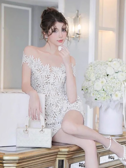 Cute White Appliqued Off-the-shoulder Design A-line Party Dress Homecoming Dress HZ1024