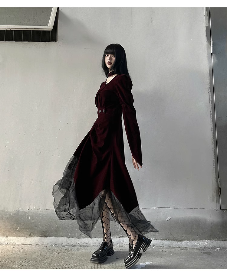 Elegant Fashion Red Velvet Irregular Dress Edge Design Gothic style party High-waisted Long-sleeved Dress HZ1024