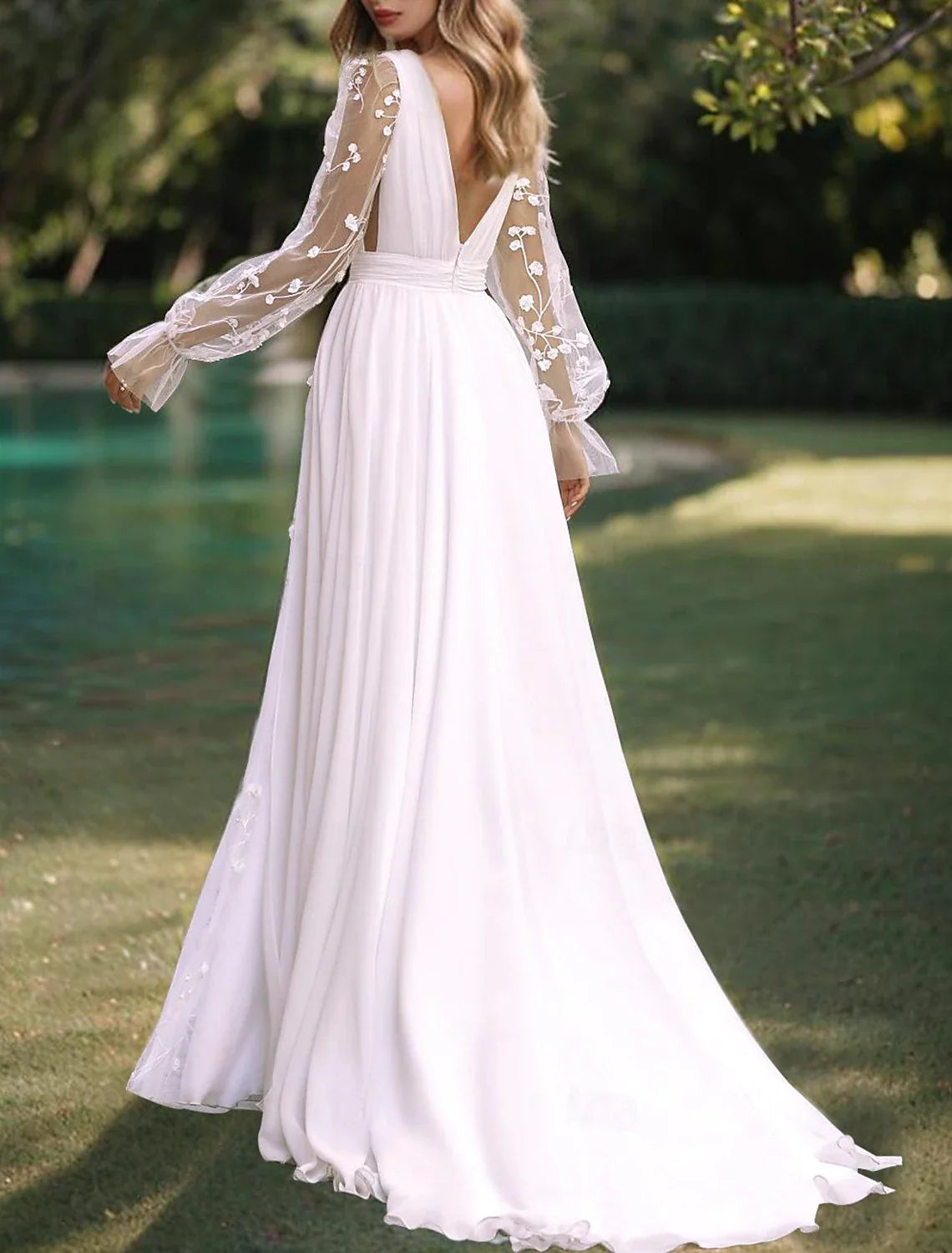 Aimishang Beach Wedding Dresses A-Line V Neck Long Sleeve Floor Length Chiffon Bridal Gowns With Solid Color