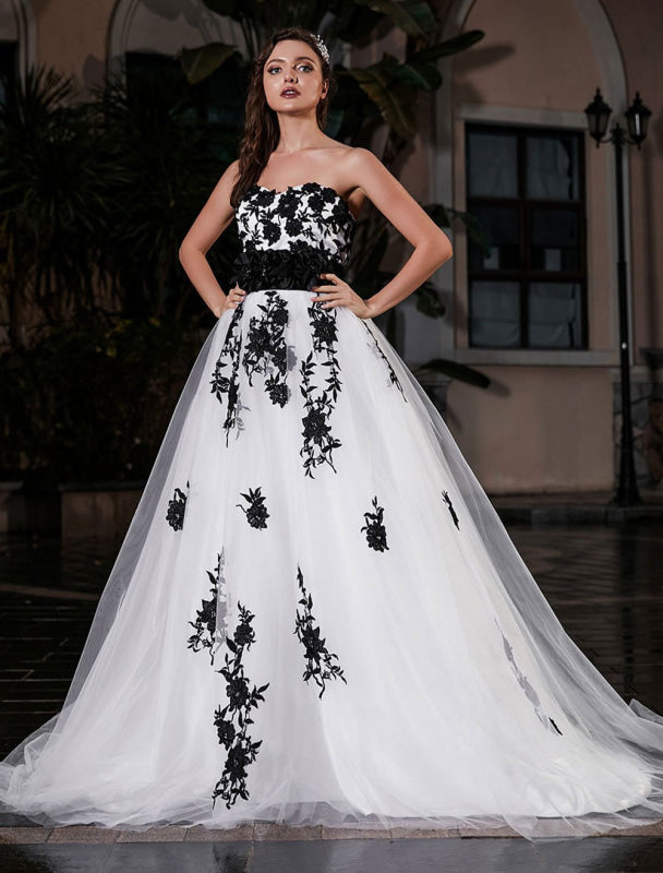 Black A-Line Wedding Dress Strapless Applique Sash Tulle Satin Bridal Gown