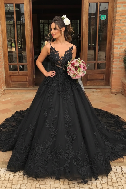 V Neck White Lace Aline Wedding Dress Sleeveless Tulle Ball Gown with Appliques