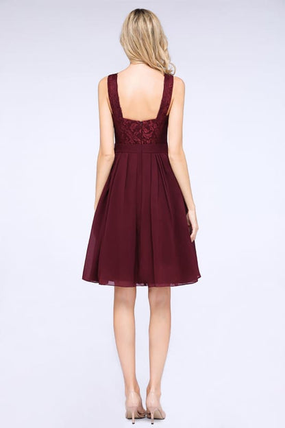 Bridelily Lace V-Neck Short Burgundy Chiffon Bridesmaid Dress