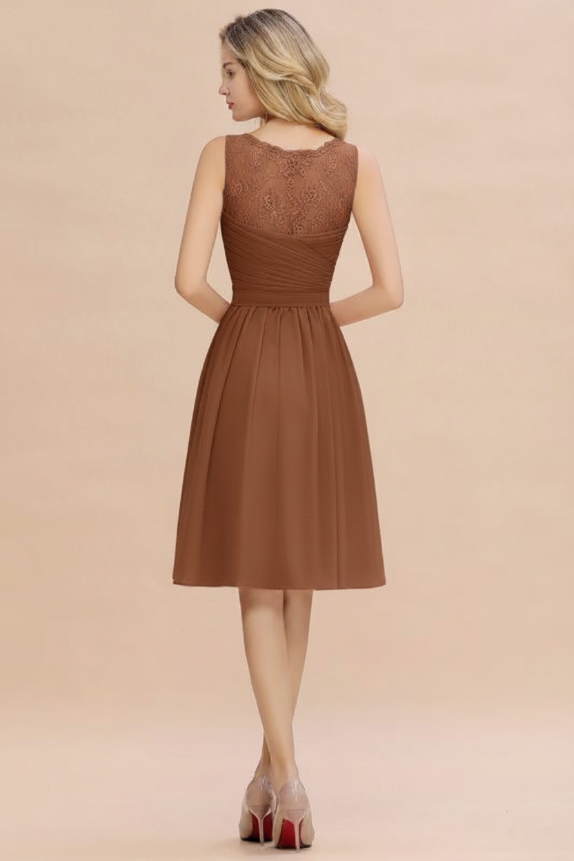 Elegant Ruffle Chiffon Short Bridesmaid Dress Sleeveless V-Neck Aline Knee Length Homecoming Dress