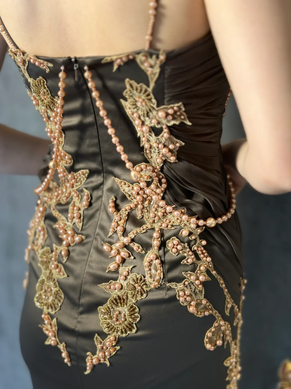 Retro Brown V-neck Beaded Spaghetti Strap Appliqued Design Elegant Satin Evening Dress Prom Dress HZ1024
