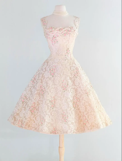 Retro Pink Floral Exquisite Embroidery Design A-Line Short Homecoming Dress Party Dress HZ1024