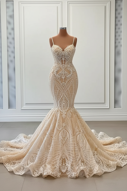 Charming Sleeveless Spaghetti Straps Mermaid Wedding Dress with Ruffles