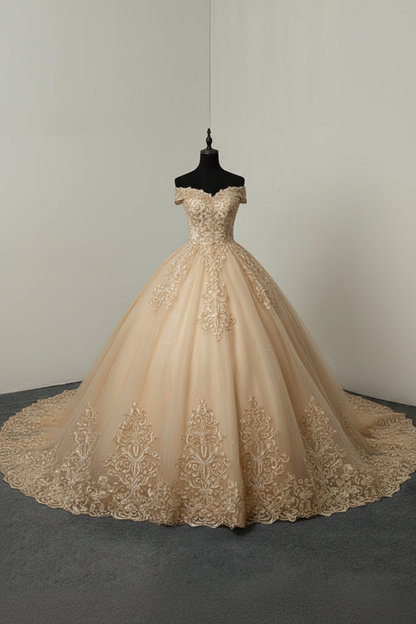 Off The Shoulder Ball Gown Wedding Dresses Short Sleeve Lace Applique Tulle Bridal Dress
