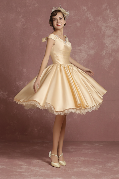 Short Wedding Dresses Satin Vintage Princess Bridal Dress Knee Length Sleeveless Lace Pleated Bridal Gown With Ribbon Bow