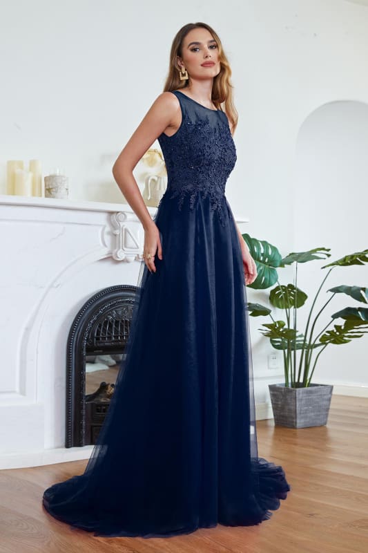 Charming Off-the-Shoulder Tulle Lace Appliques Mermaid Evening Gowns