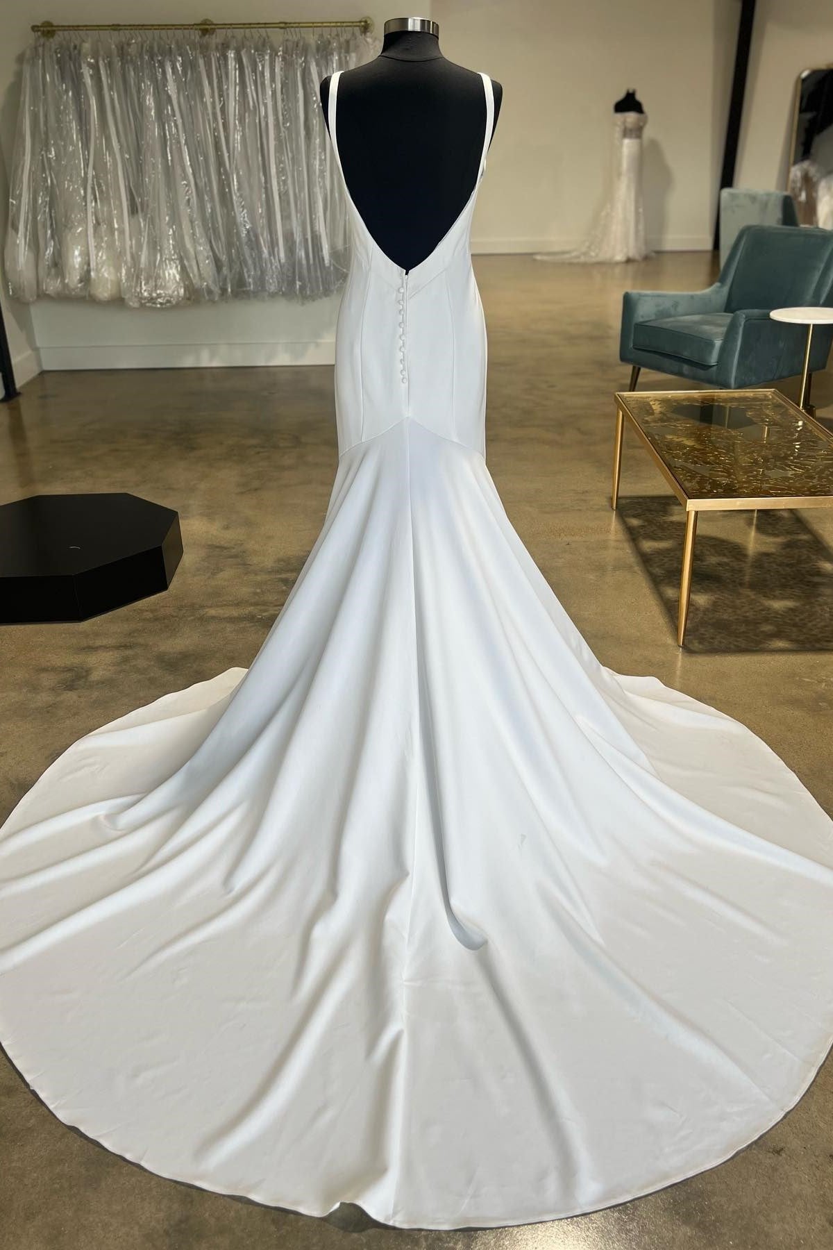 Elegant White Plunge V Open Back Trumpet Long Bridal Gown
