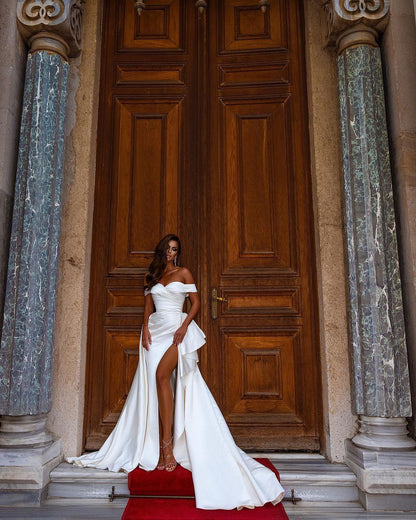 Chic Off-the-Shoulder Long Mermaid Wedding Dress With Split Online